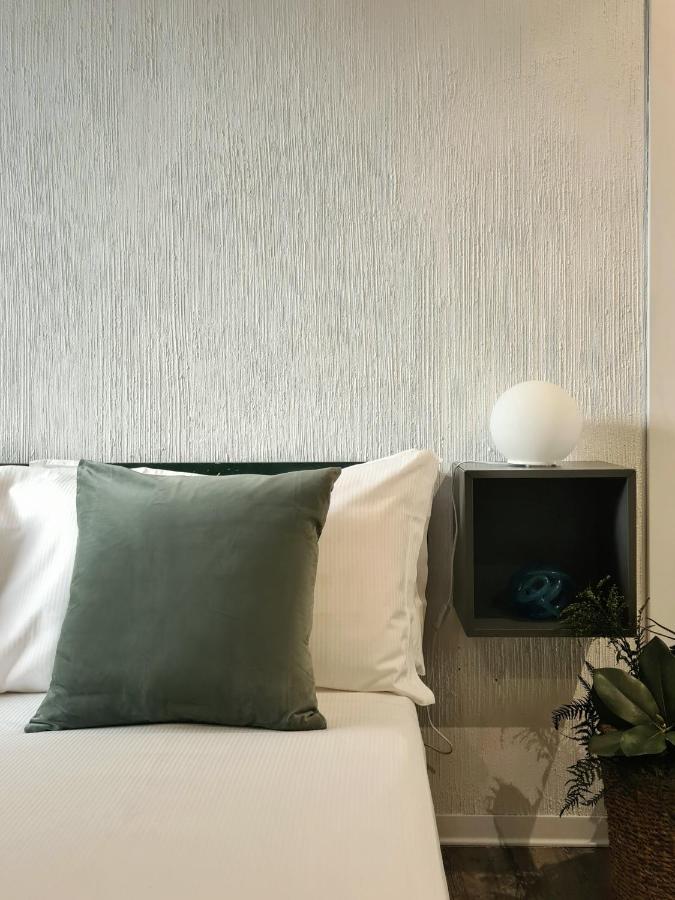 Serendipity Apartments - Montenapoleone 밀라노 외부 사진